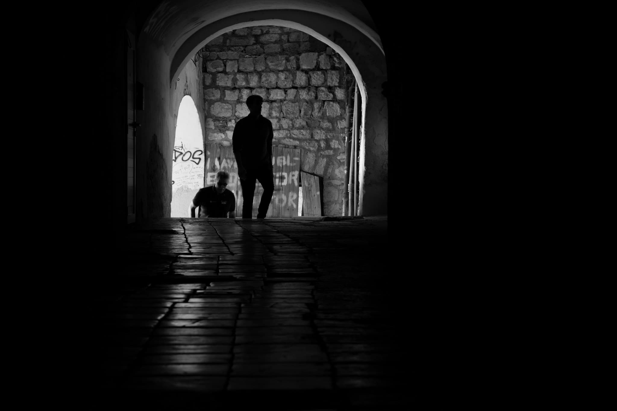 b&w 4 photo.